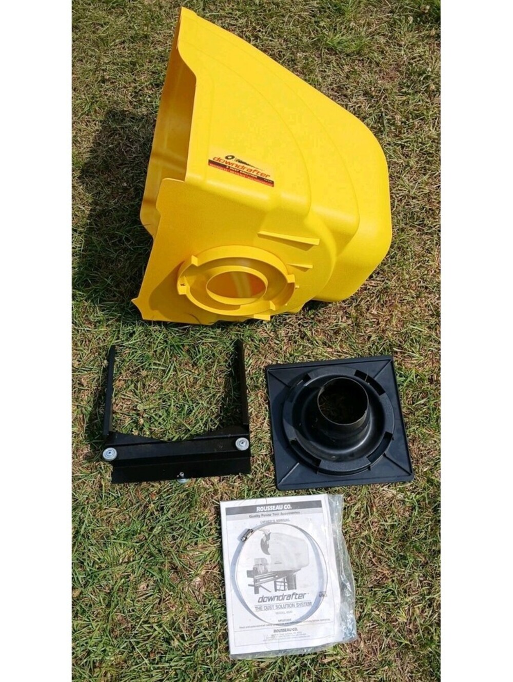 Rousseau Downdrafter 4500 Dust Solution System - New w/ Minor Flaw